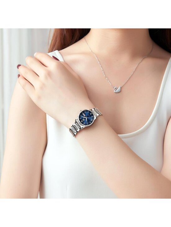 Women\'s Blue and Silver Analog Quartz Waterproof Stainless Steel Band Watch main image 5